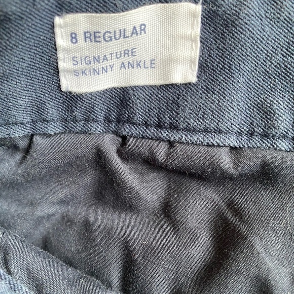 GAP SIGNATURE SKINNY ANKLE NAVY BLUE PANTS SIZE 8 - Picture 3 of 8